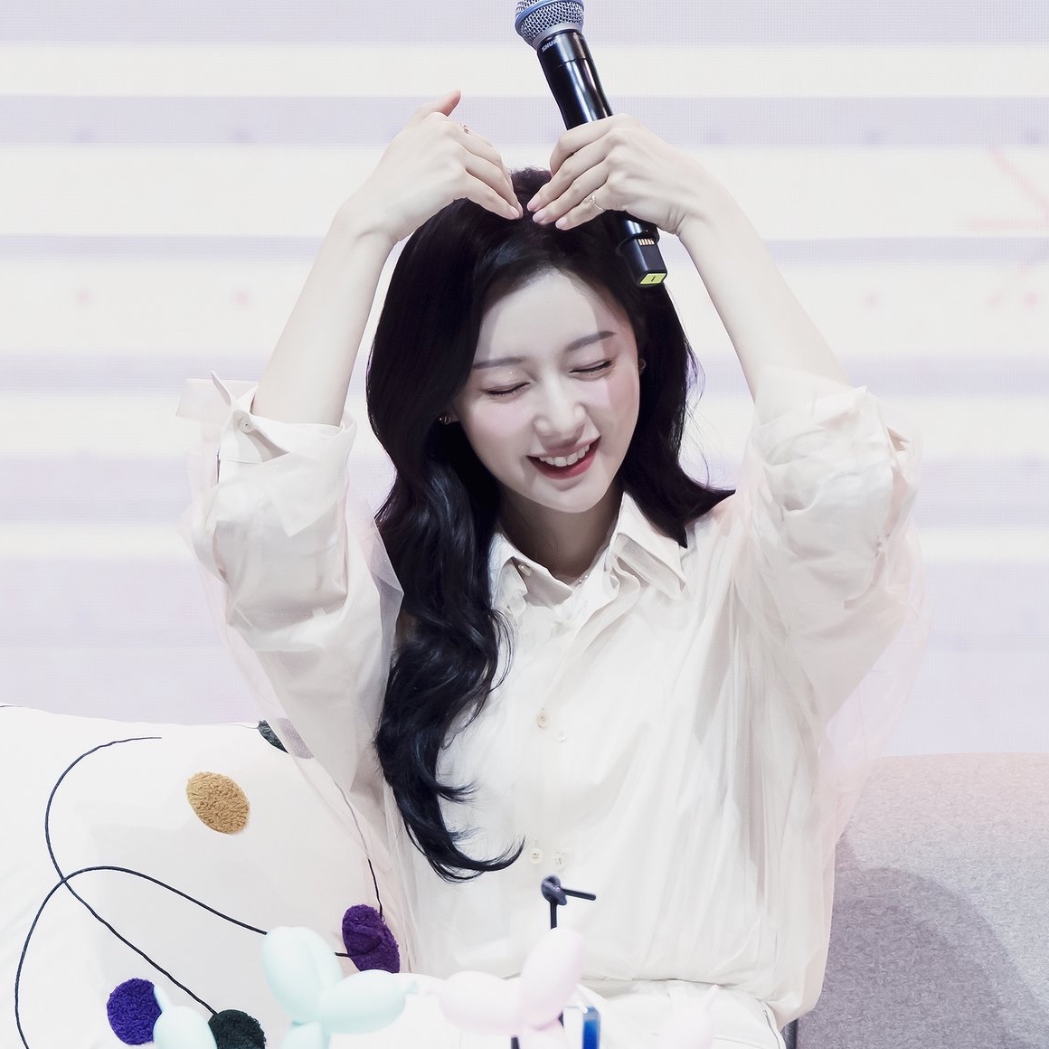 A moment captured by a fan of Kim Jiwon