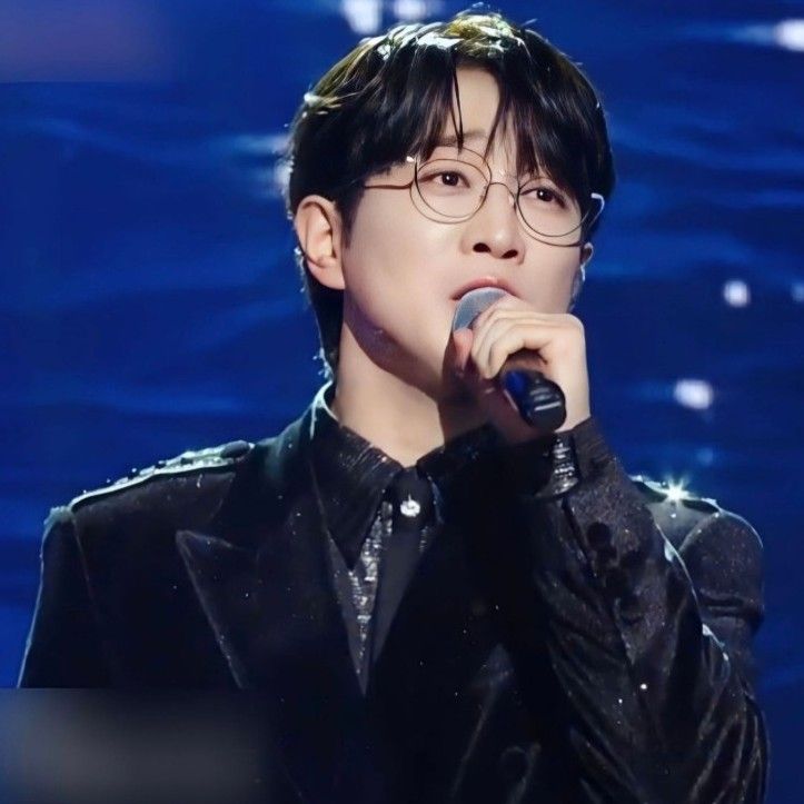 Recent activity shot of An Sunghoon