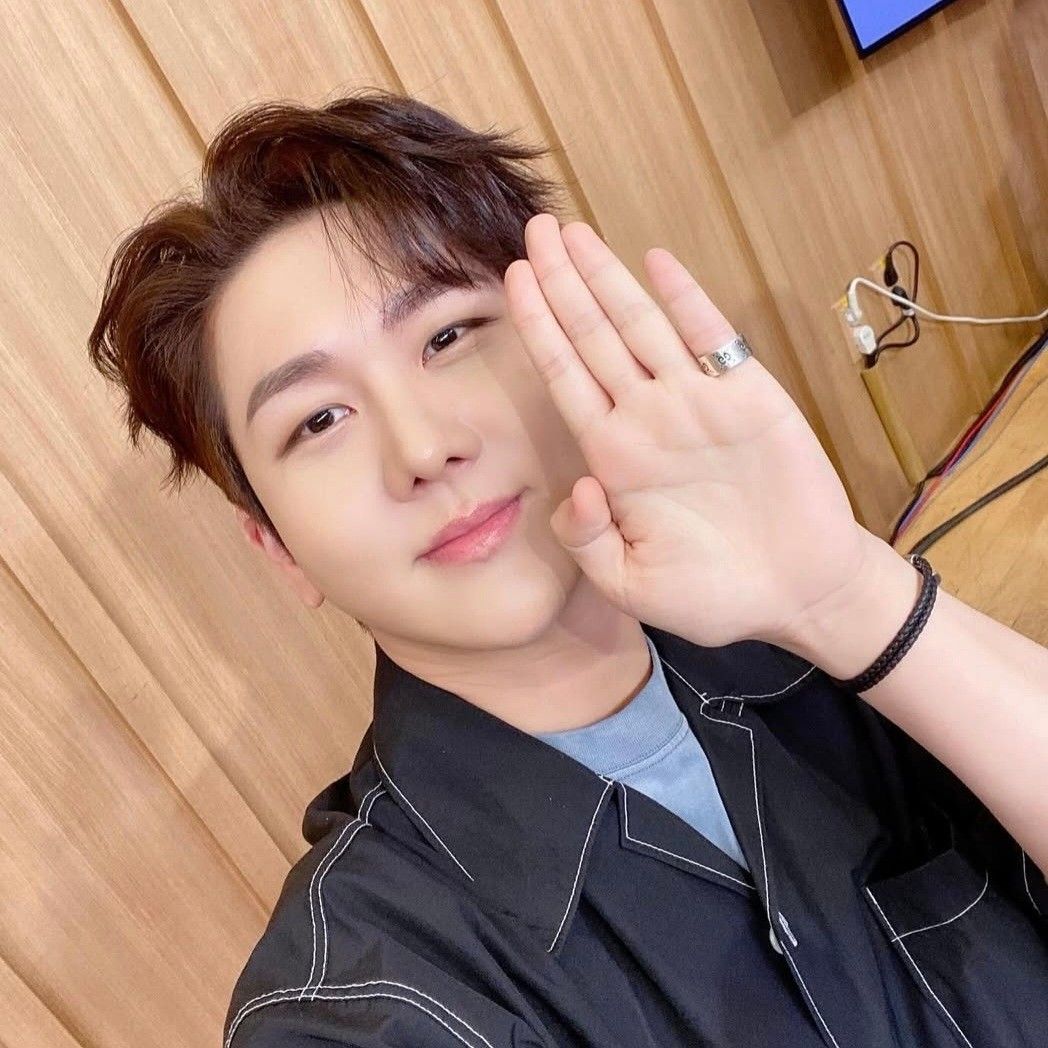 Behind-the-scenes cut of Kim Soochan