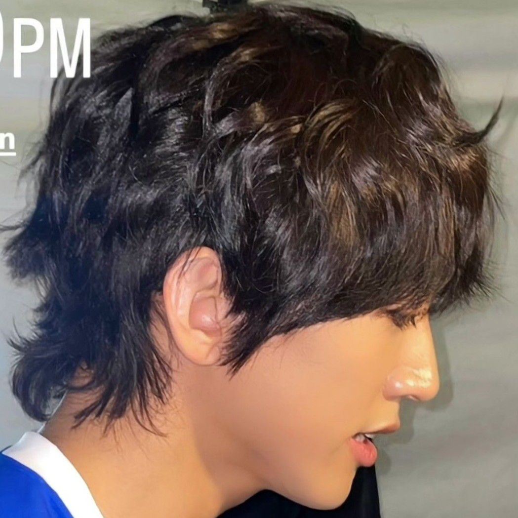 Recent activity shot of Lee Seungyoon