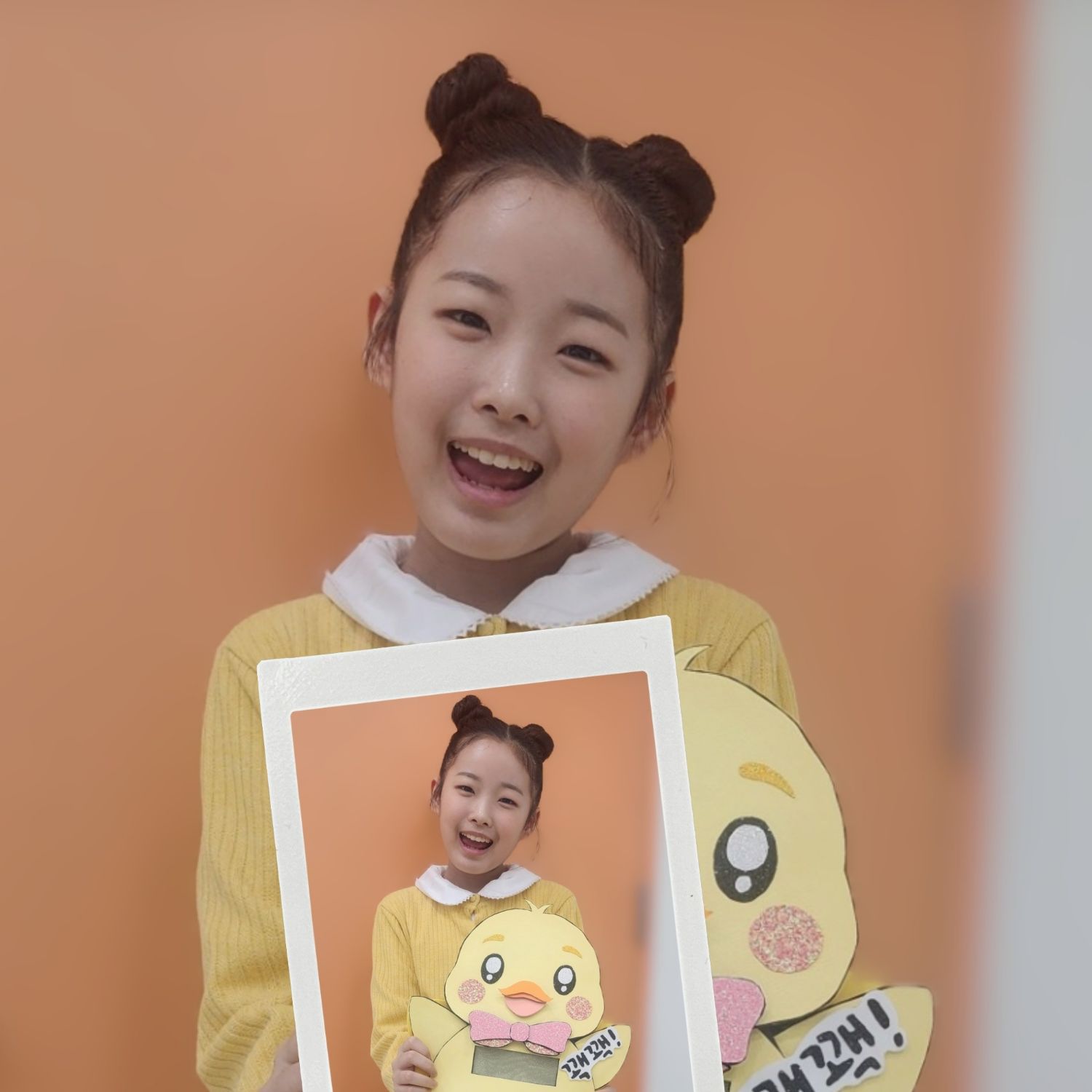 Behind-the-scenes cut of Lee Sooyeon