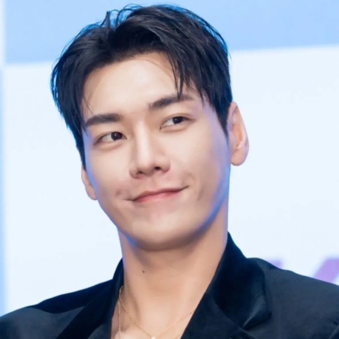 Recent activity shot of Kim Youngkwang