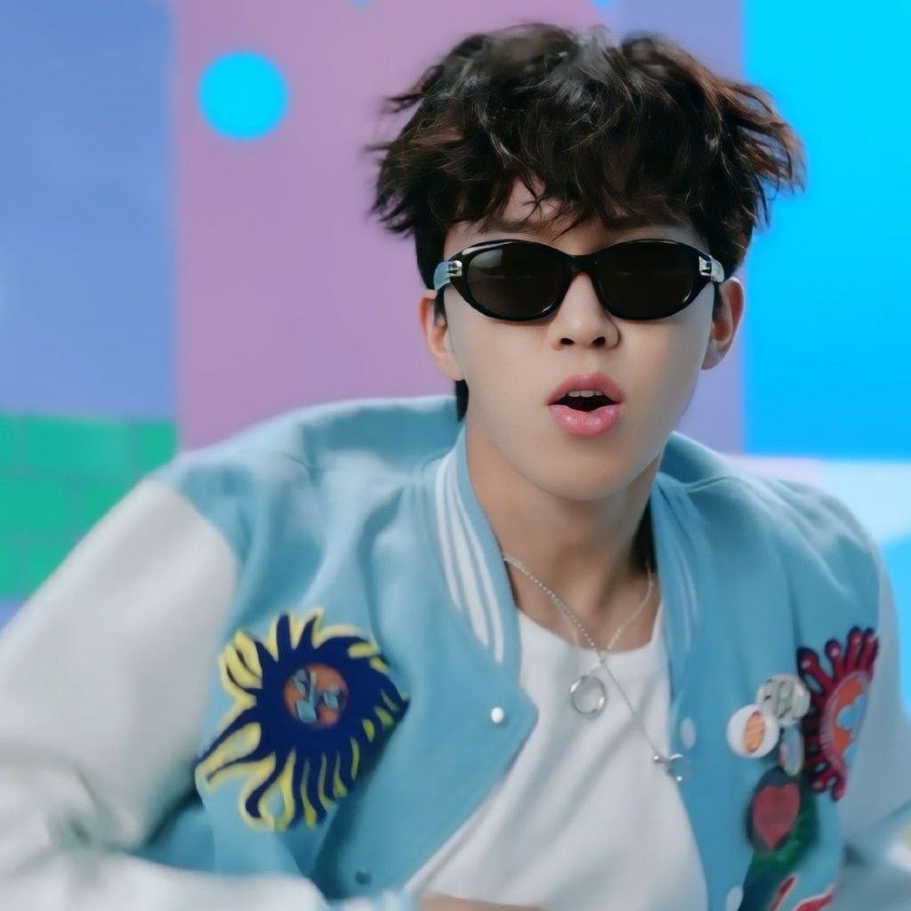 Foto terbaru dari Lim Youngwoong