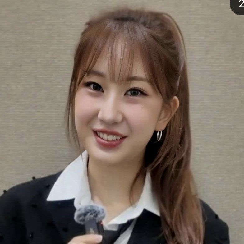 Latest photo of Jeon Yujin