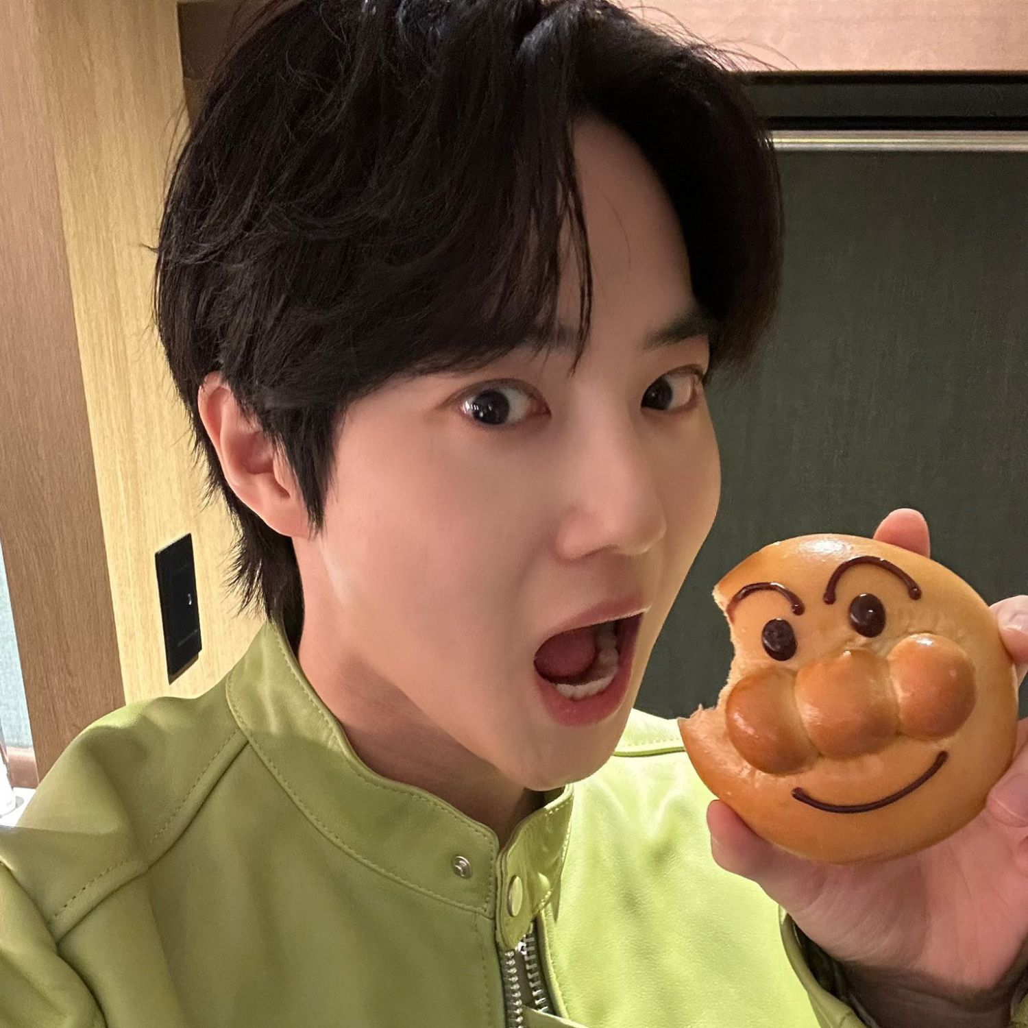 Latest photo of Suho