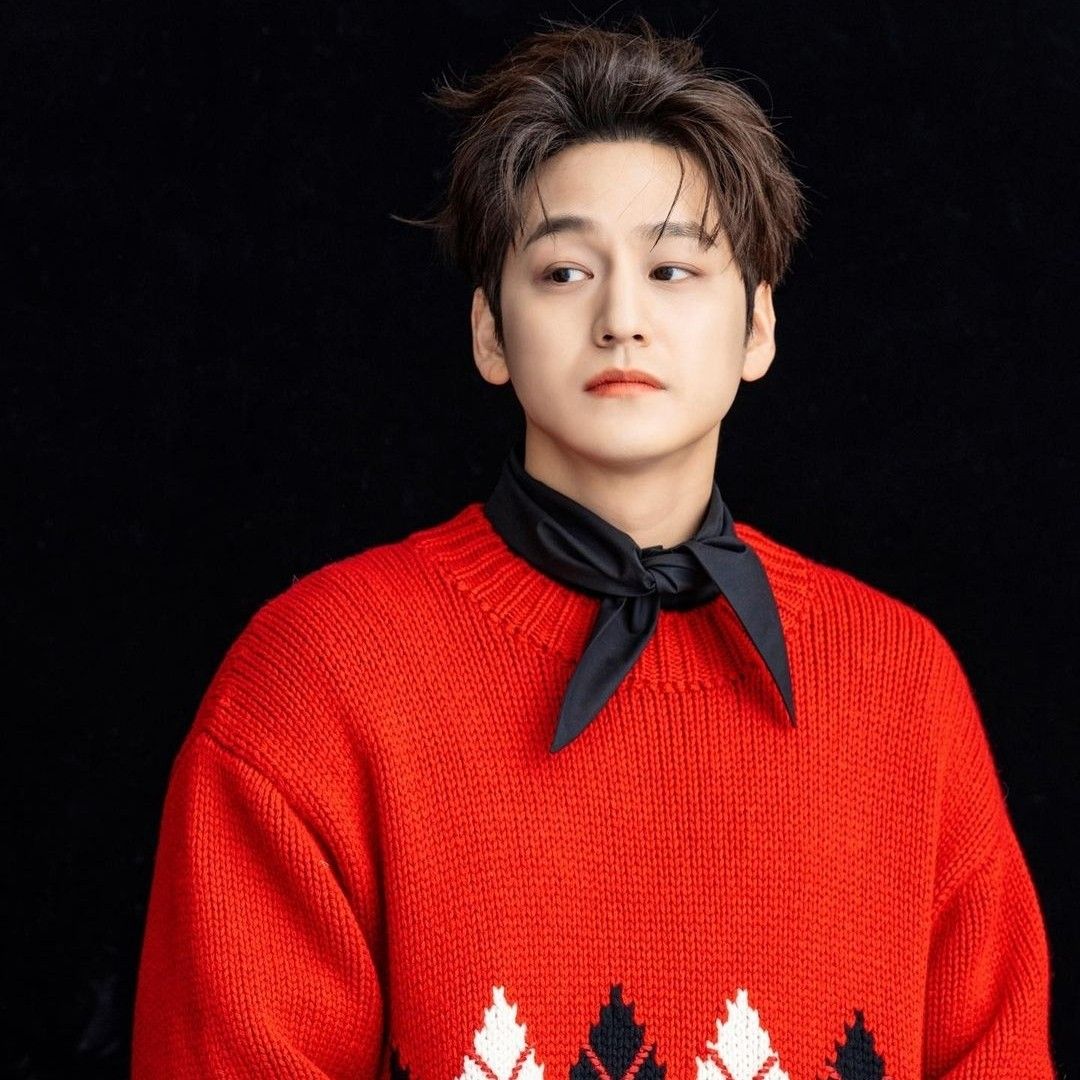 Behind-the-scenes cut of Kim Bum