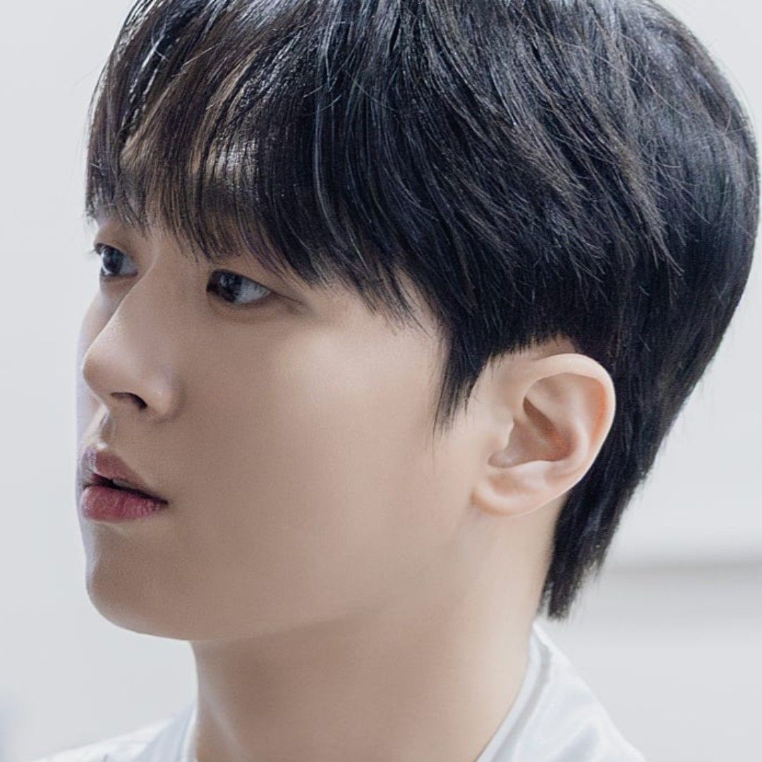 Cuplikan di balik layar dari Lee Chanwon