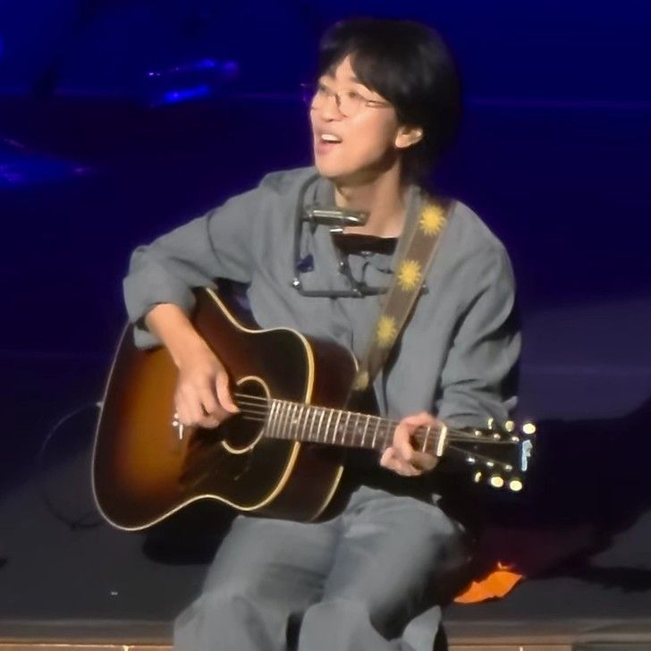 Recent activity shot of Bak Changgeun