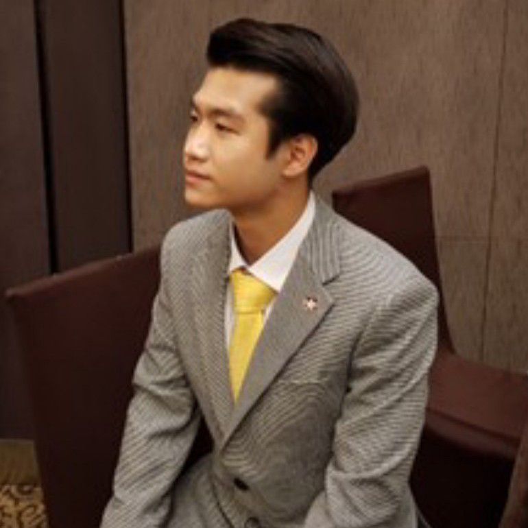 A moment captured by a fan of Jo Myungsup