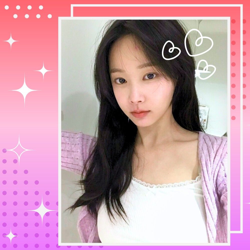 Latest photo of Yeonwoo