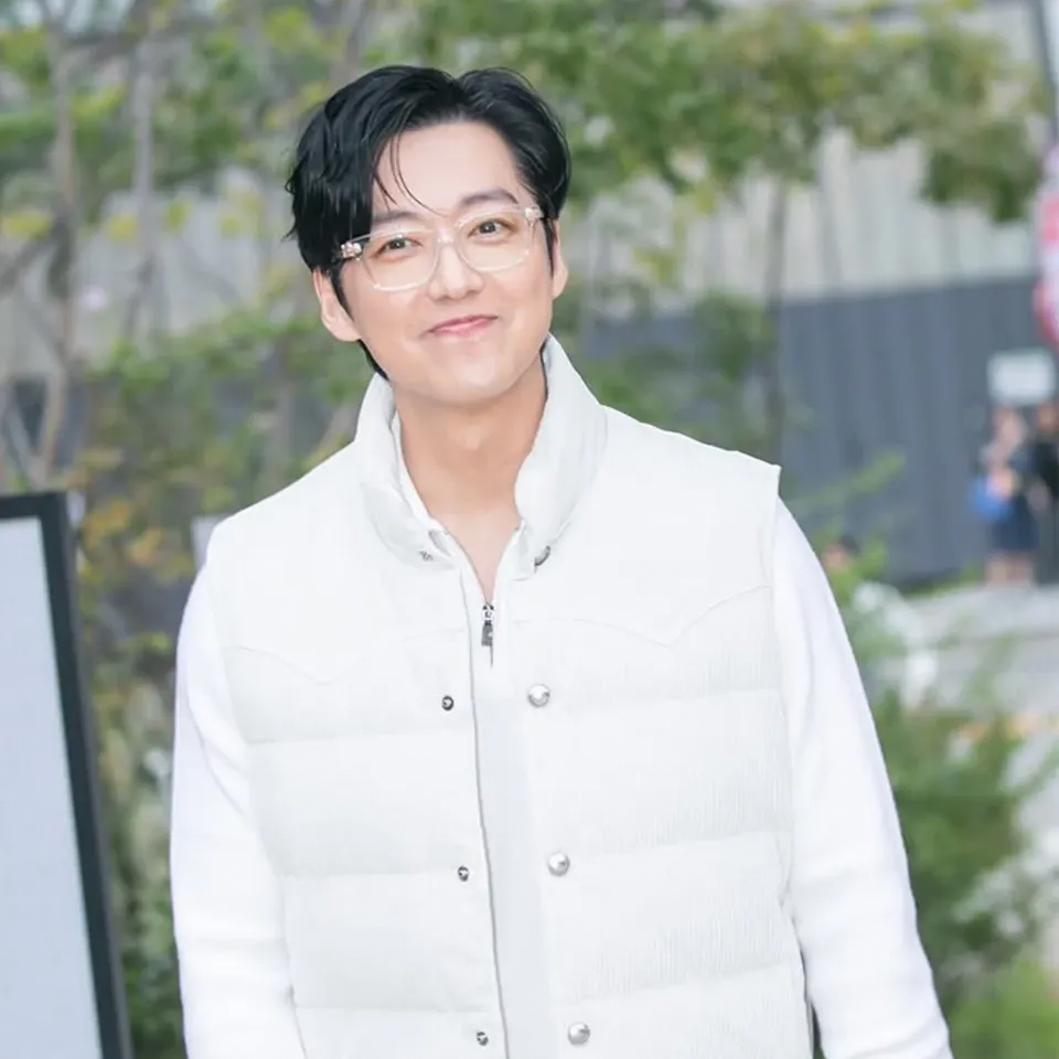 Latest photo of Namkoong Min