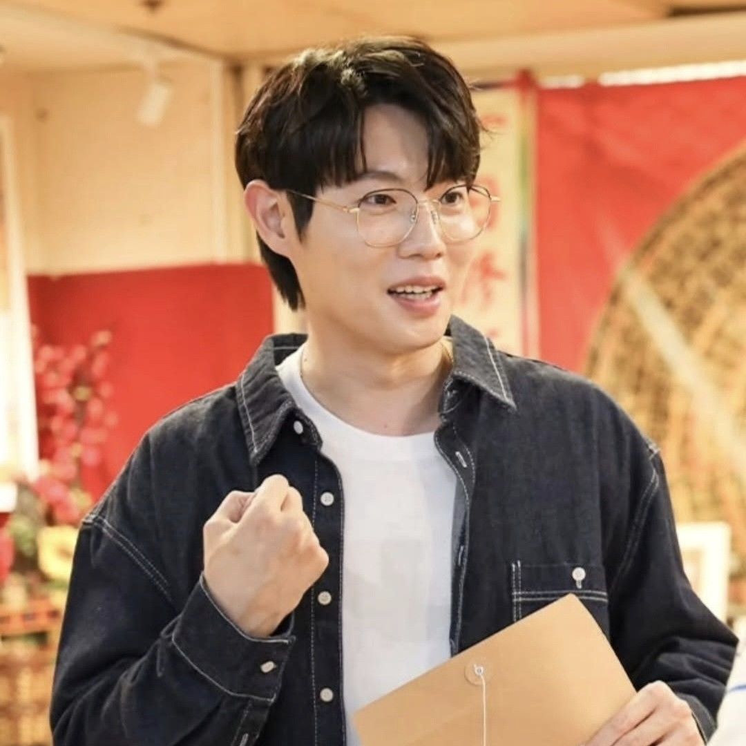 Behind-the-scenes cut of Son Taejin