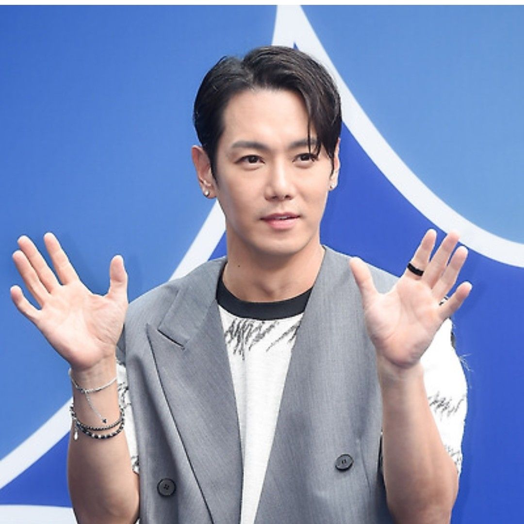 Latest photo of Hwanhee
