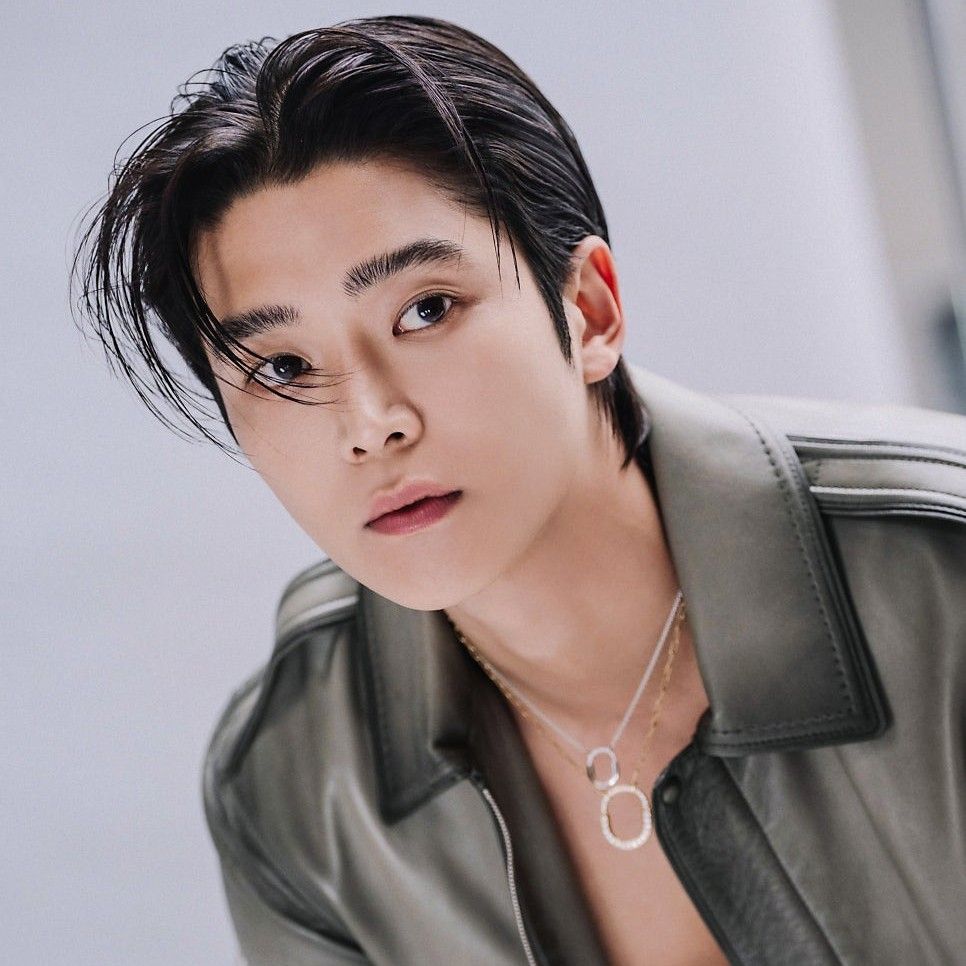 A moment captured by a fan of Rowoon