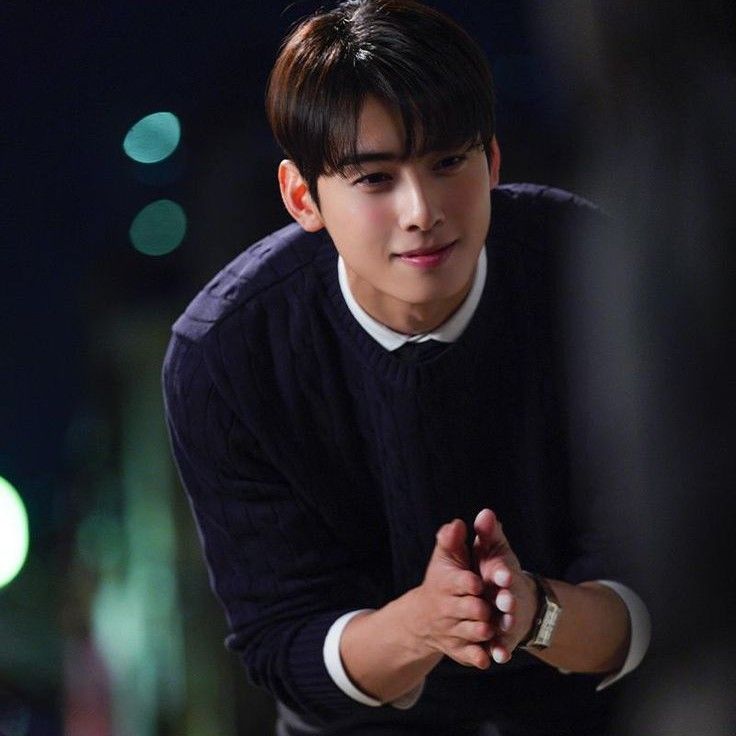 Latest photo of Cha Eunwoo