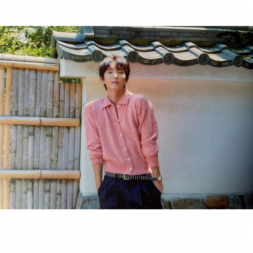 Recent activity shot of Lee Joongi