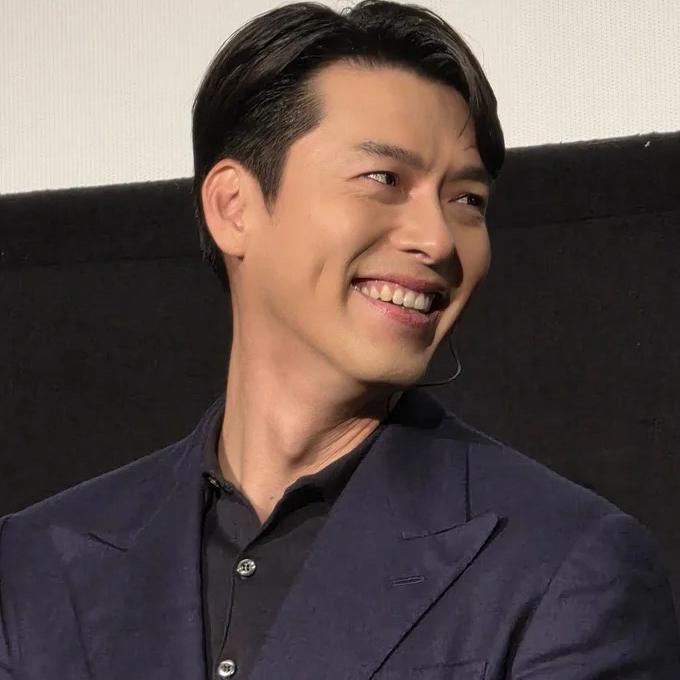 Behind-the-scenes cut of Hyun Bin