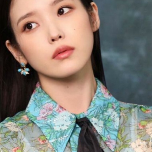 Foto kegiatan terbaru dari IU