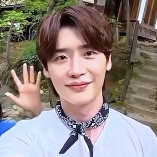 Latest photo of Lee Jongsuk