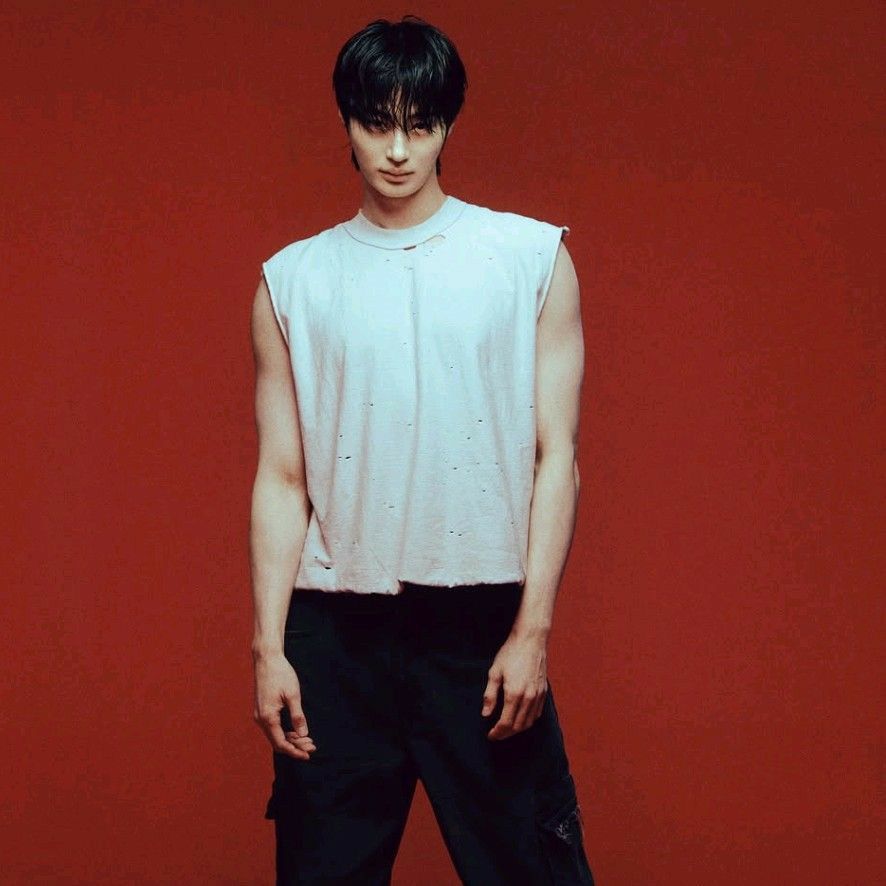 边佑锡的近期活动照