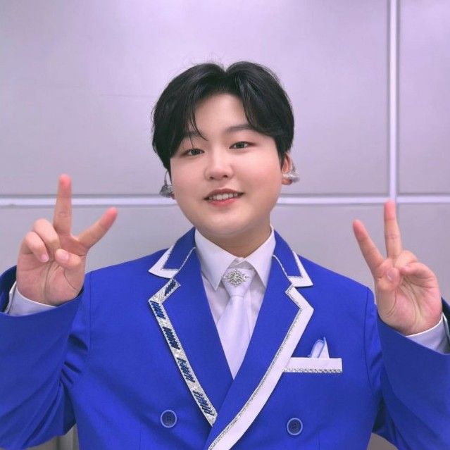 Recent activity shot of Park Sungon