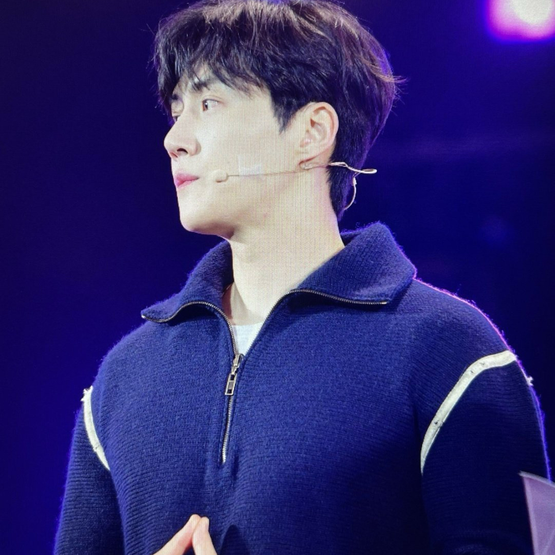 Latest photo of Kim Seonho