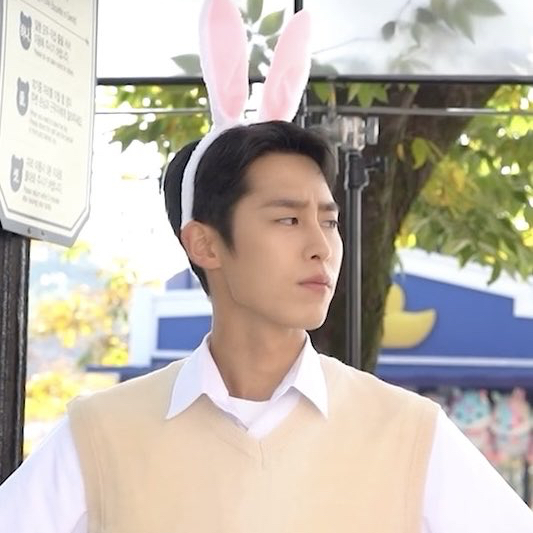 Recent activity shot of Lee Jaewook