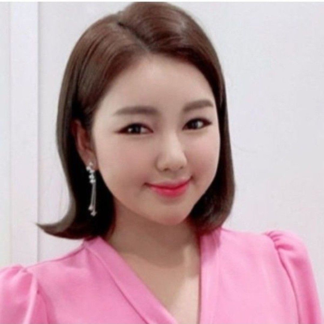 Recent activity shot of Song Gain