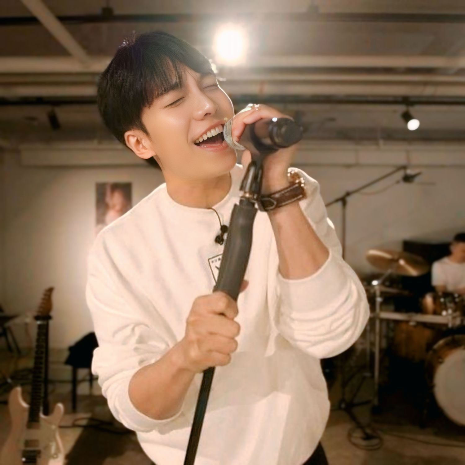 A moment captured by a fan of Lee Seunggi