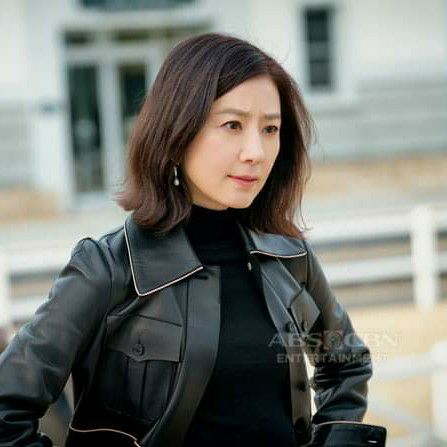 A moment captured by a fan of Kim Heeae