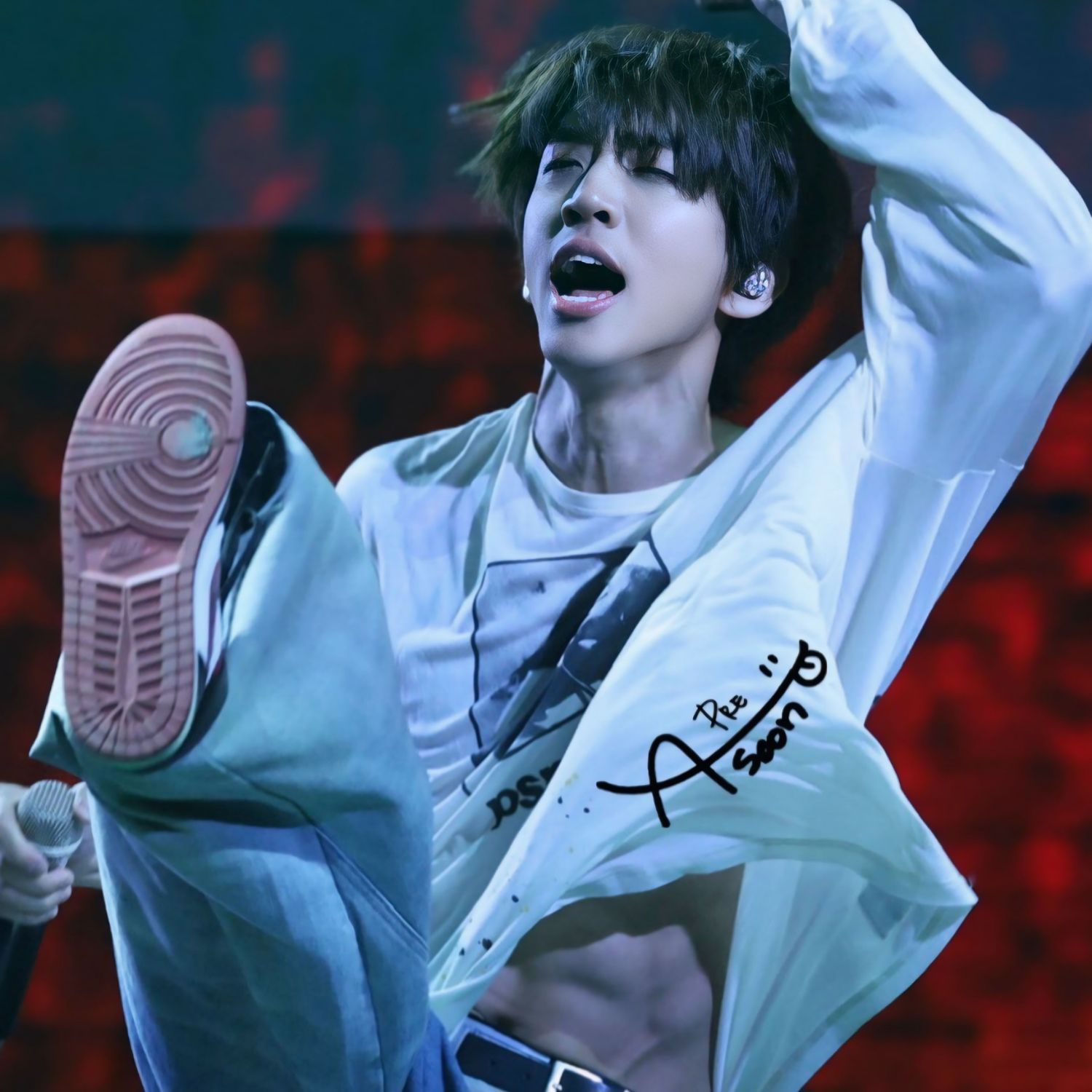 Latest photo of Lee Seungyoon