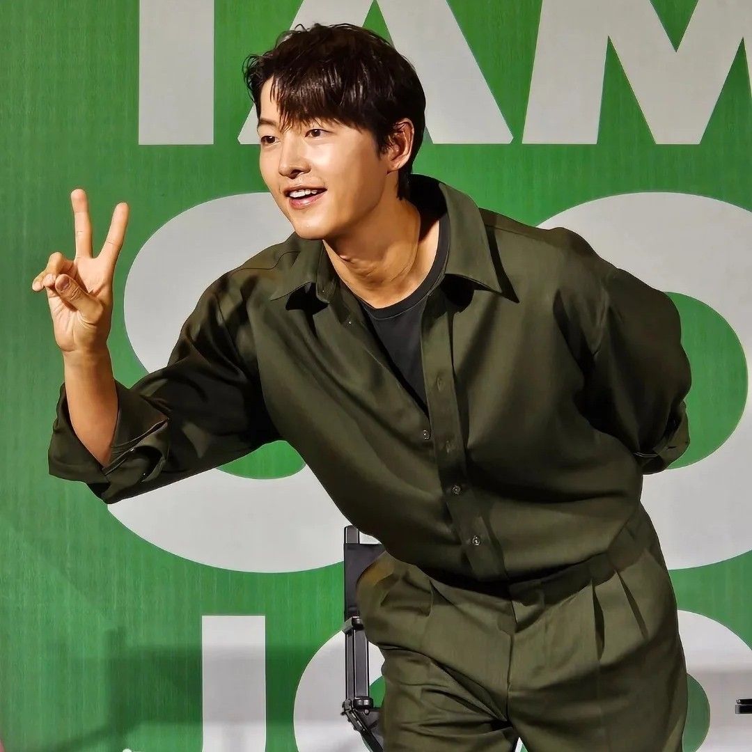 Behind-the-scenes cut of Song Joongki