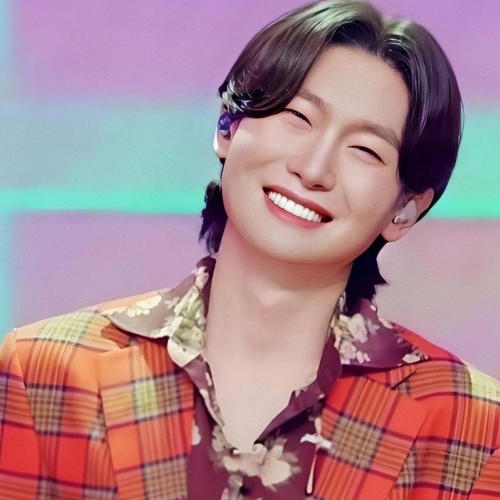 A moment captured by a fan of Kim Yongbin