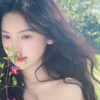 Recent activity shot of Zhang Ruonan
