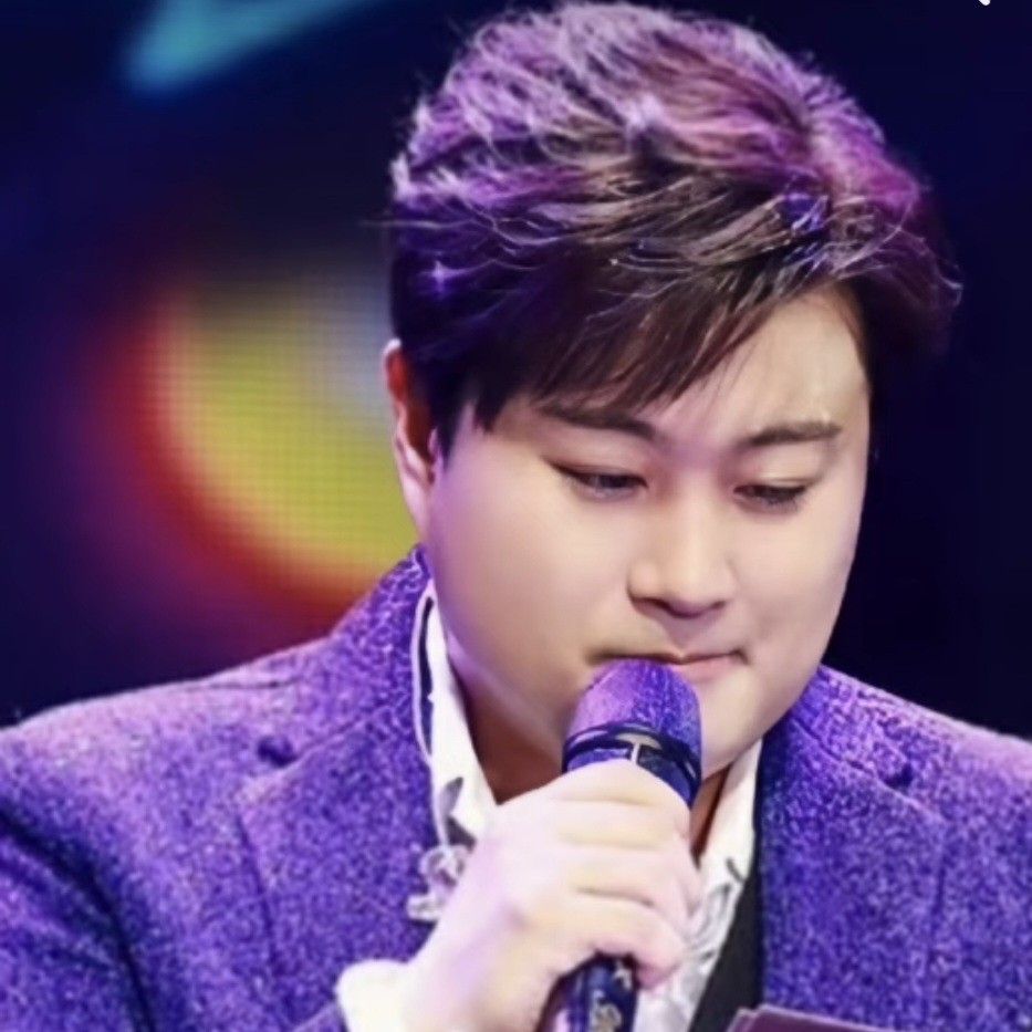 Behind-the-scenes cut of Kim Hojoong