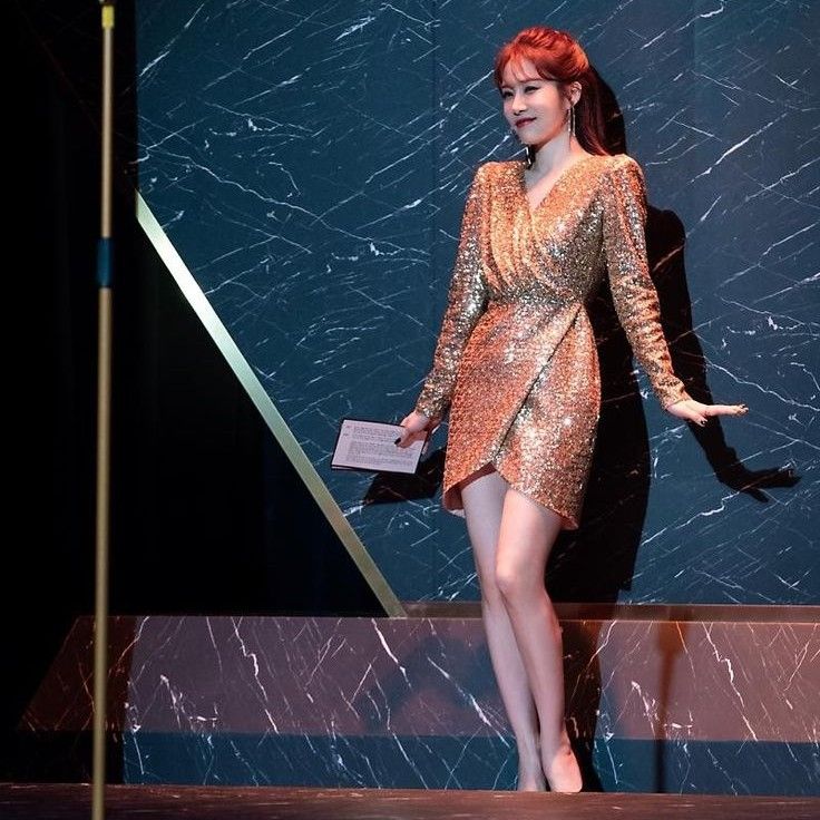 Behind-the-scenes cut of Yoo Inna