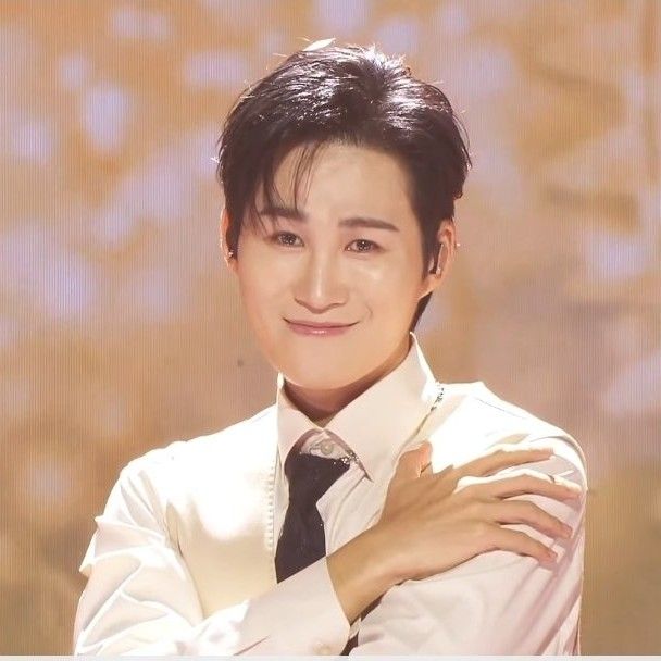 Momen yang diabadikan oleh penggemar Kim Heejae