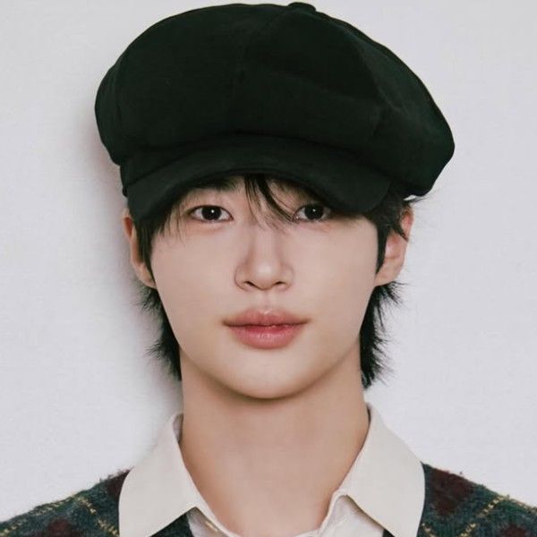 Recent activity shot of Byeon Wooseok