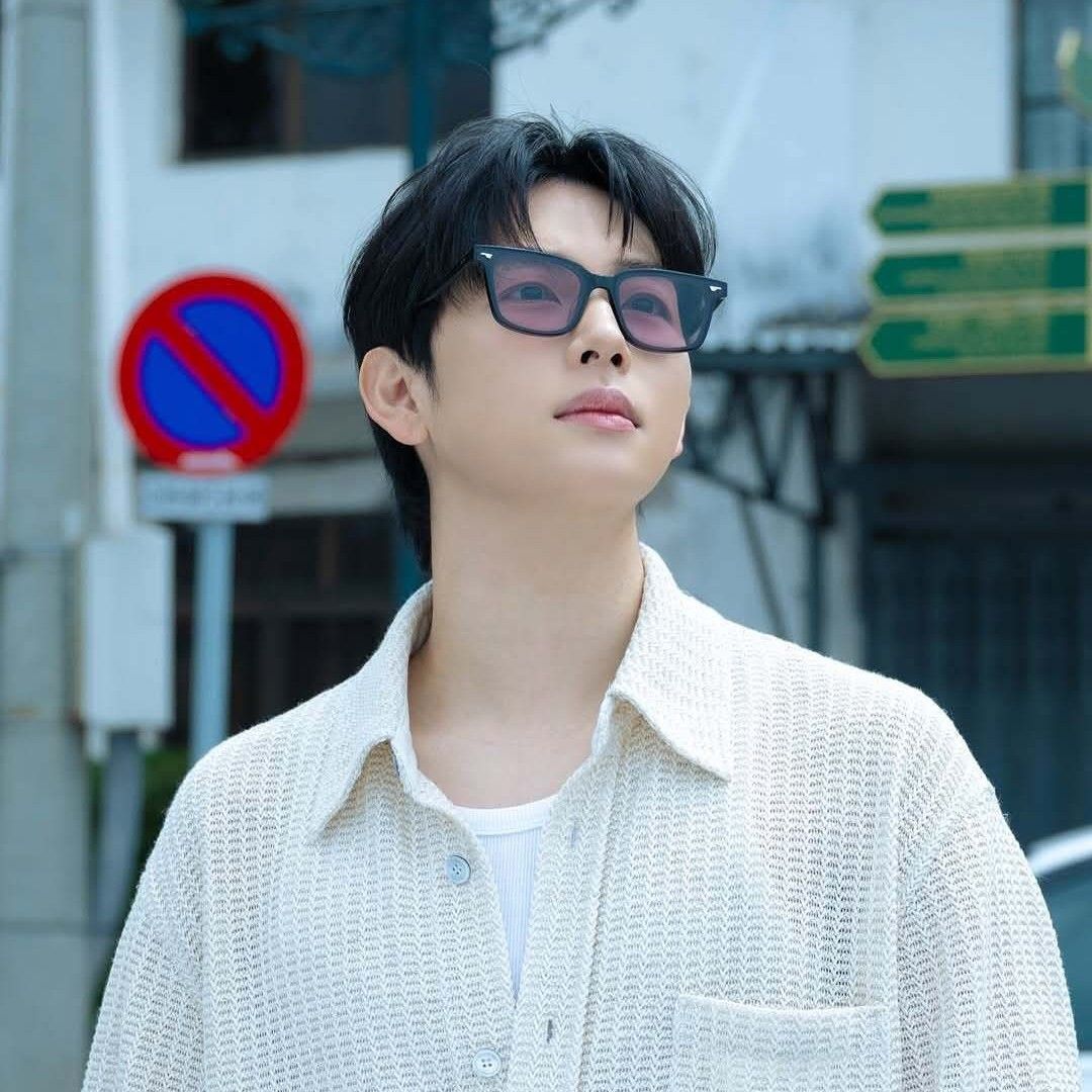 A moment captured by a fan of Lim Siwan