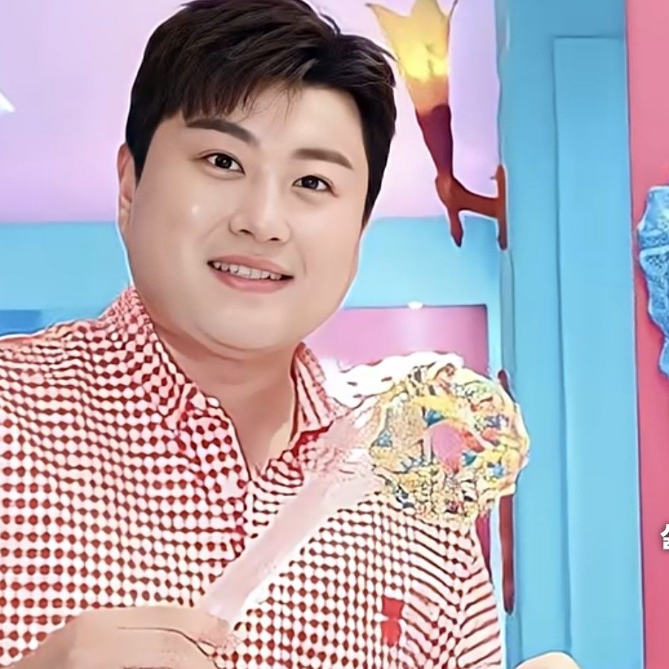 A moment captured by a fan of Kim Hojoong