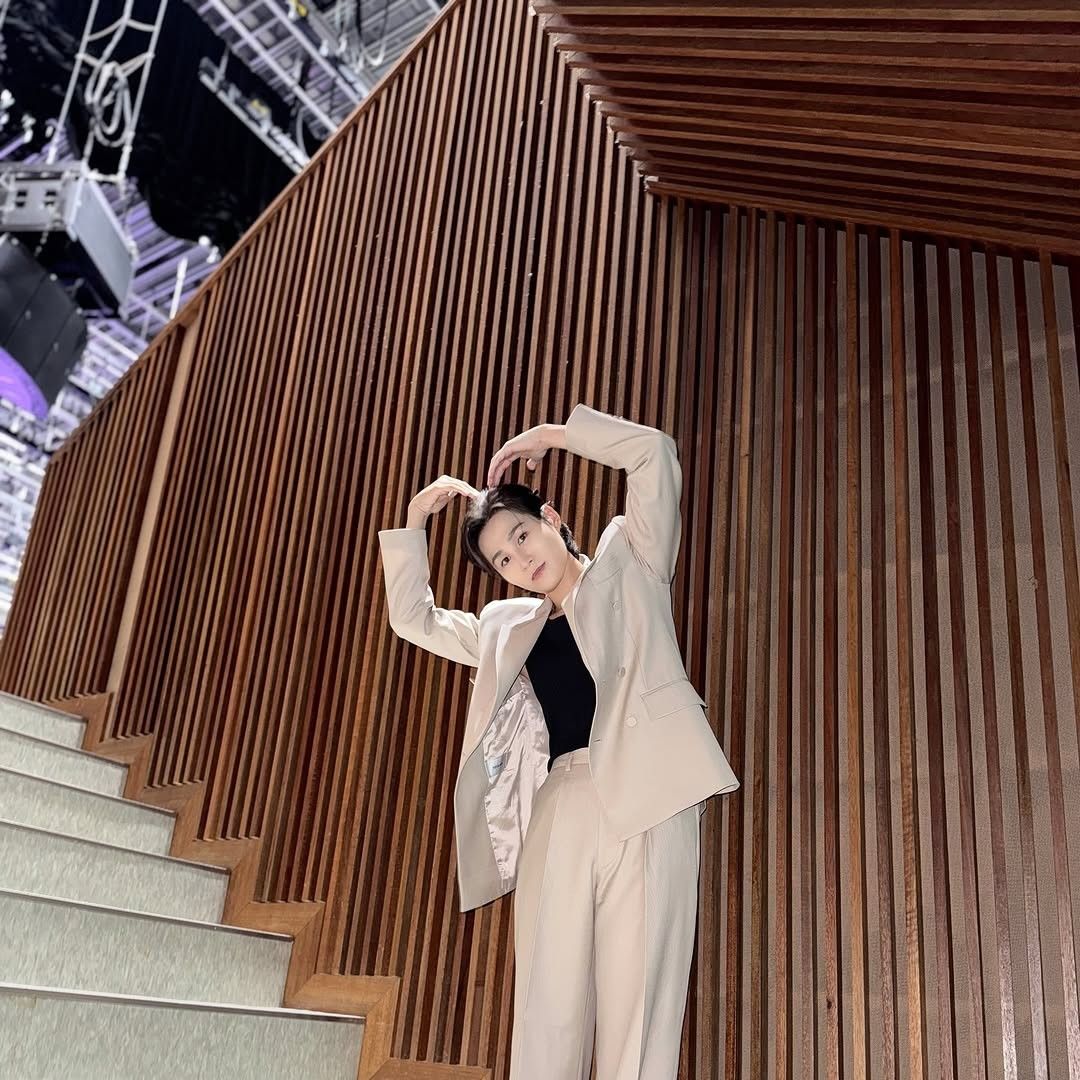 A moment captured by a fan of Kim Heejae