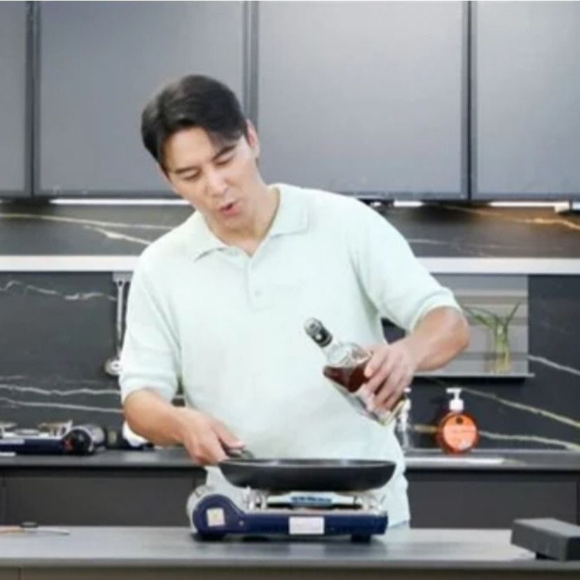 Recent activity shot of Jang Minho