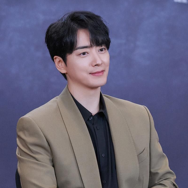 李浚赫的近期活動照