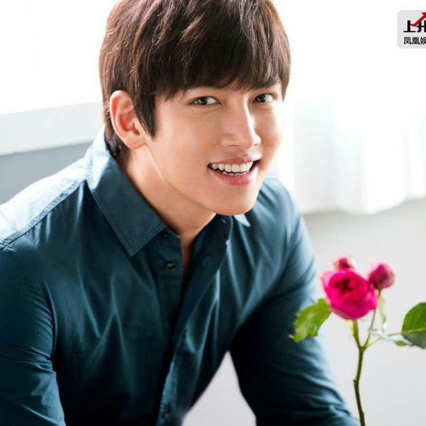 A moment captured by a fan of Ji Changwook