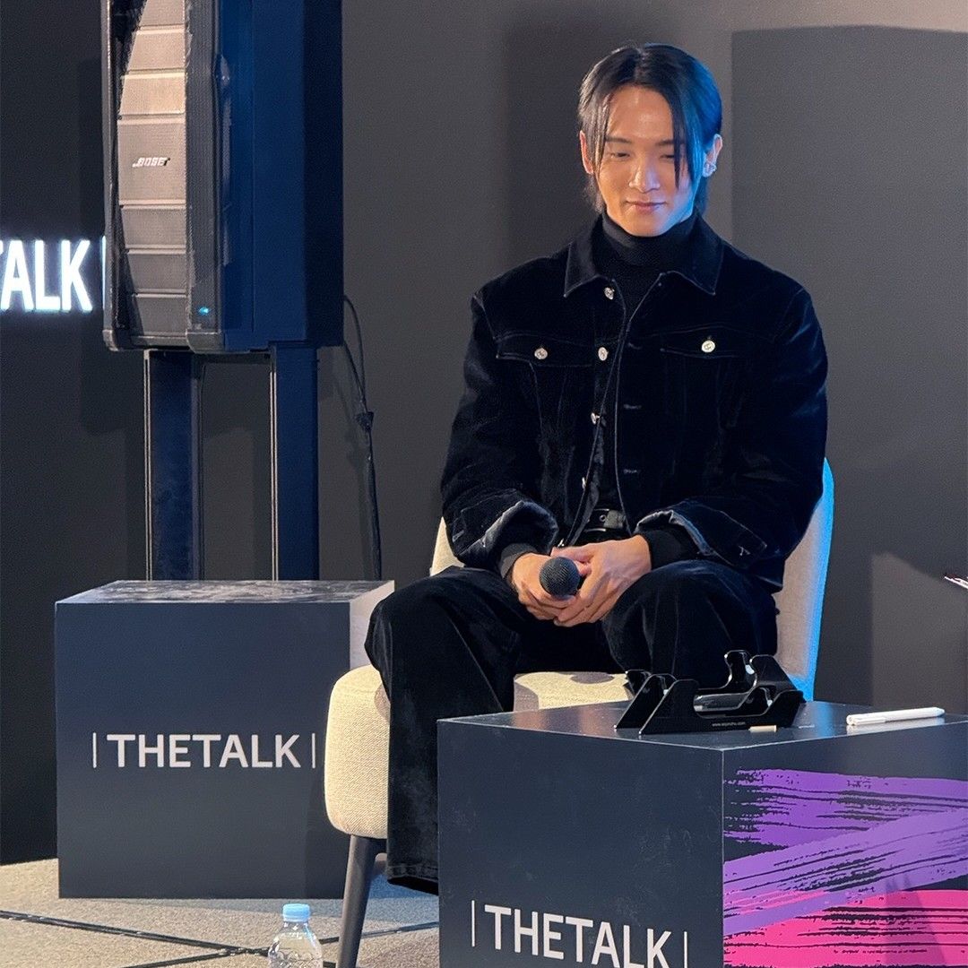 A moment captured by a fan of Choi Hojong