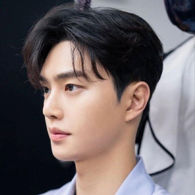 Behind-the-scenes cut of Song Kang