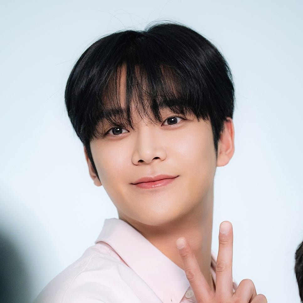 Recent activity shot of Rowoon