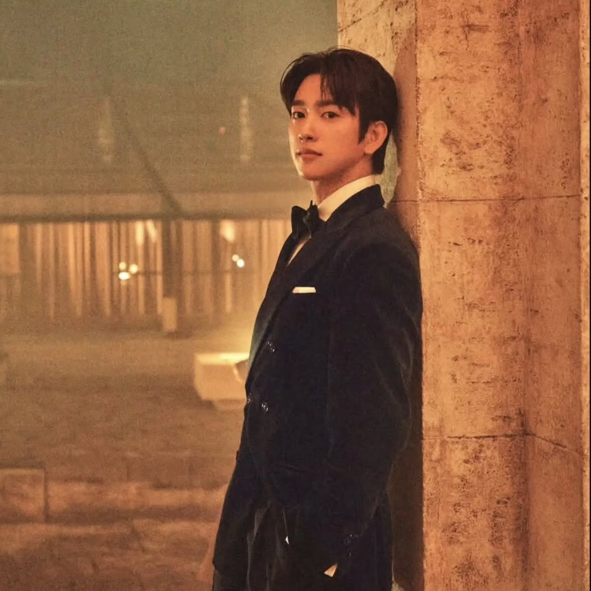 粉丝拍下的朴珍荣瞬间