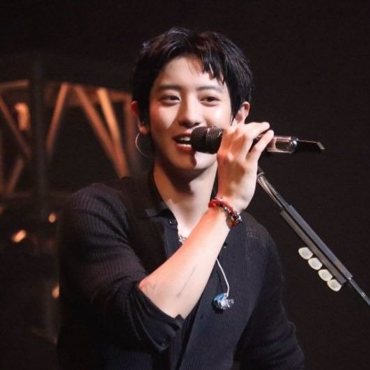 Behind-the-scenes cut of Chanyeol