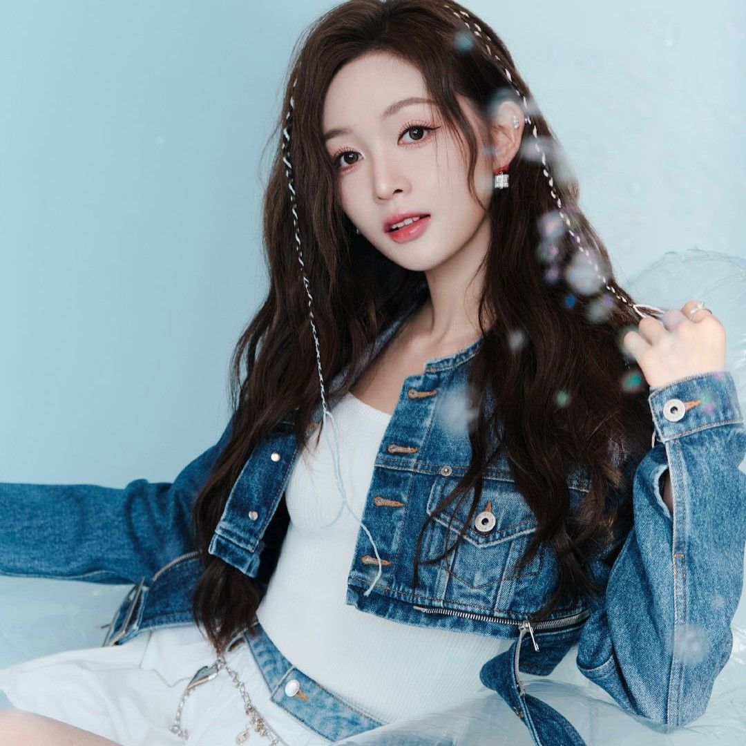 Recent activity shot of Wu Xuanyi